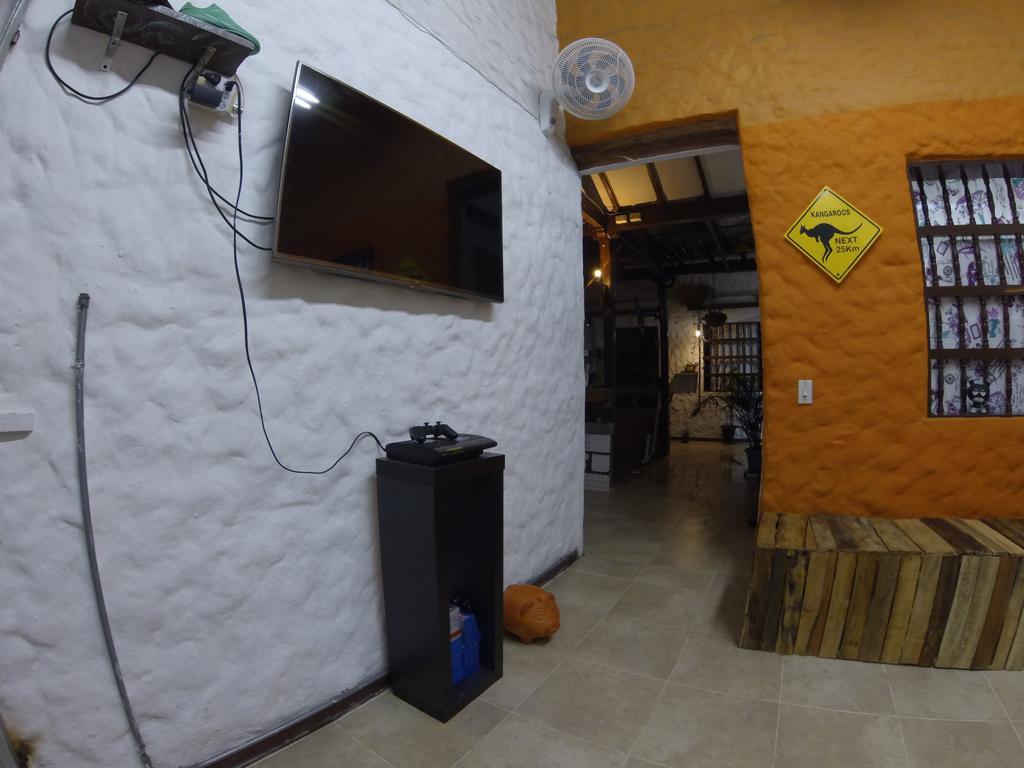 Mila Hostel Медельин Экстерьер фото