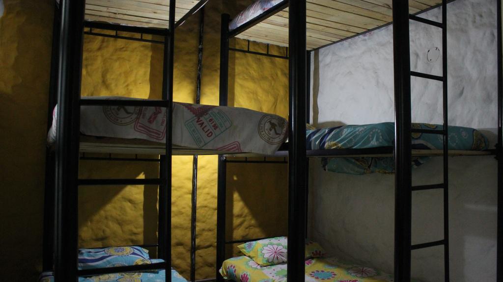 Mila Hostel Медельин Экстерьер фото