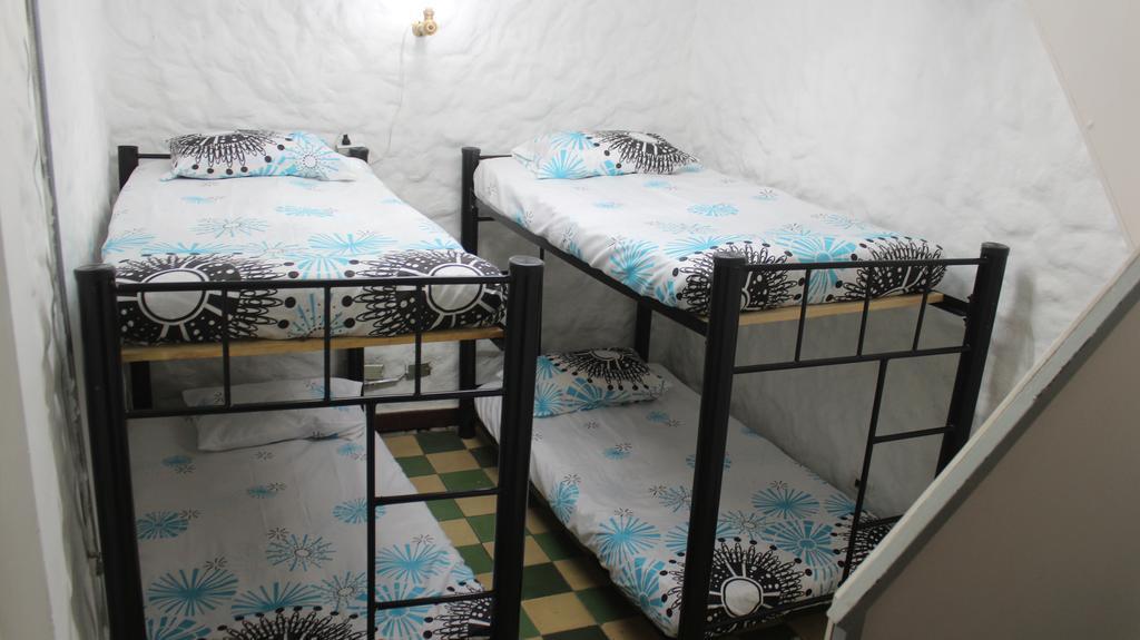 Mila Hostel Медельин Экстерьер фото