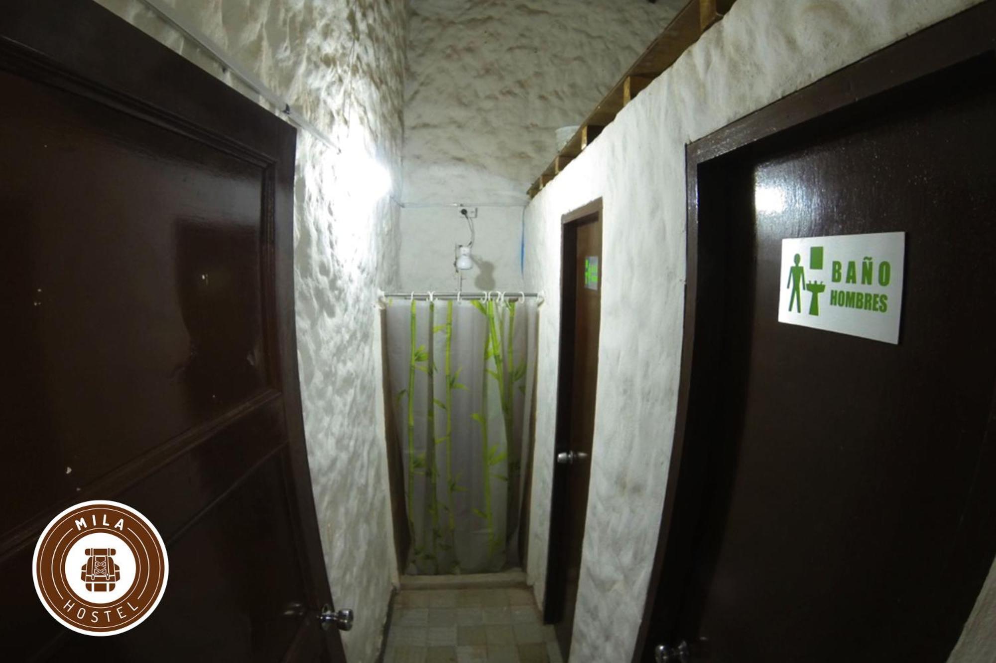 Mila Hostel Медельин Экстерьер фото